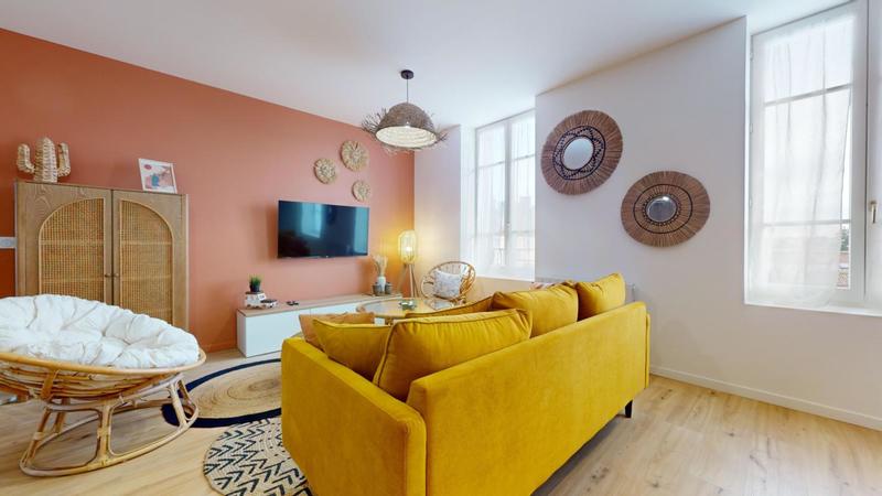 Appartement - 100 m² - 6 pièces