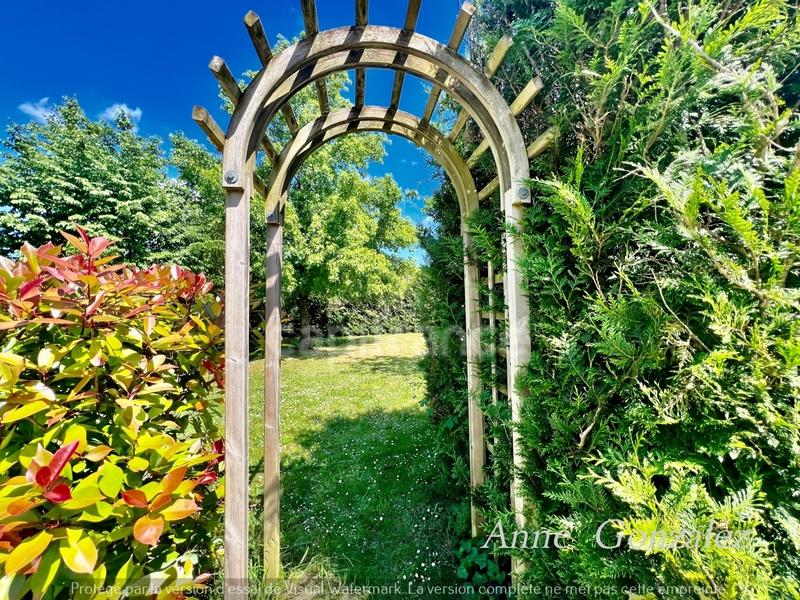 Terrain constructible - 862 m²