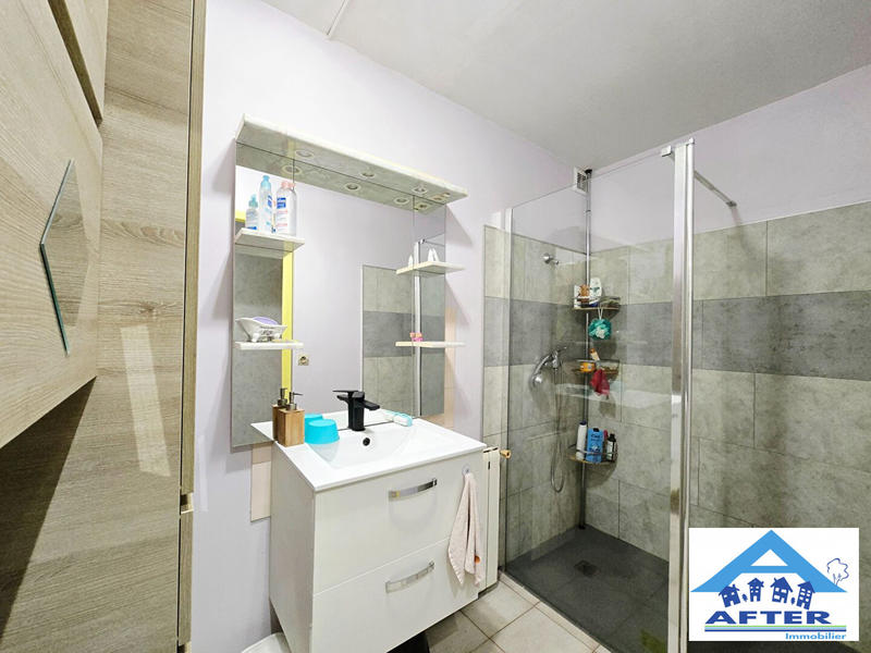 Maison - 216 m² - 6 pièces