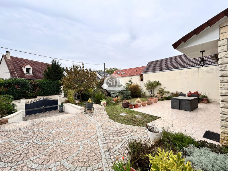 Maison - 103 m² - 6 pièces