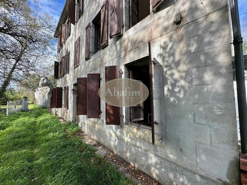 Maison - 180 m² - 6 pièces