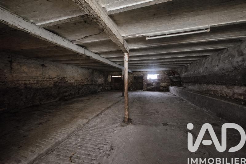 Maison - 363 m² - 3 pièces