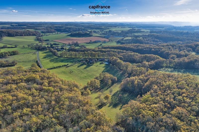 Propriété - 220 m² - 8 pièces