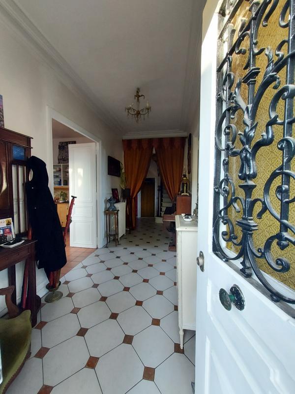 Maison - 200 m² - 5 pièces