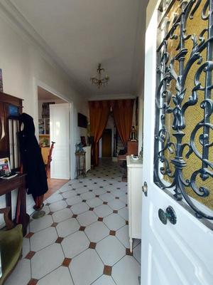 Maison - 200 m² - 5 pièces