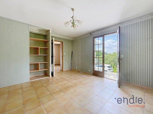 Maison - 144 m² - 7 pièces