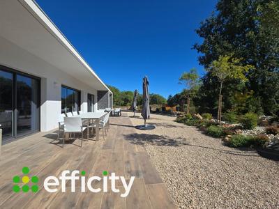 Villa - 203 m² - 5 pièces