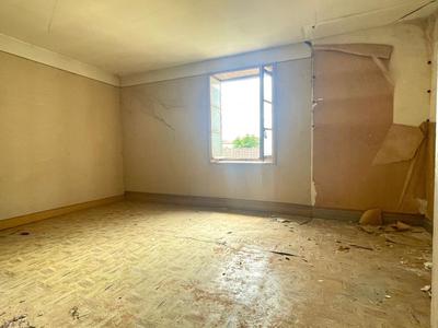 Maison - 93 m² - 5 pièces