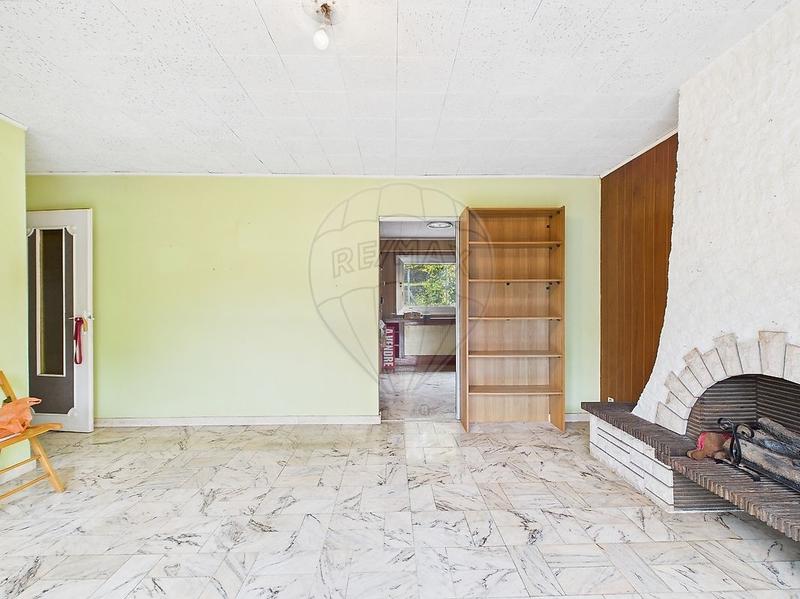 Maison - 230 m² - 8 pièces