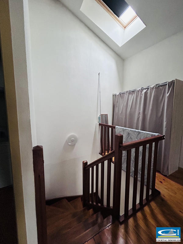 Appartement - 111 m² - 5 pièces