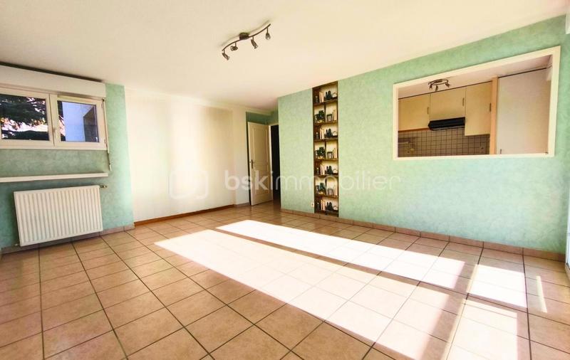 Appartement - 80 m² - 4 pièces