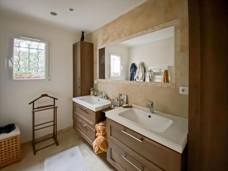 Villa - 140 m² - 5 pièces