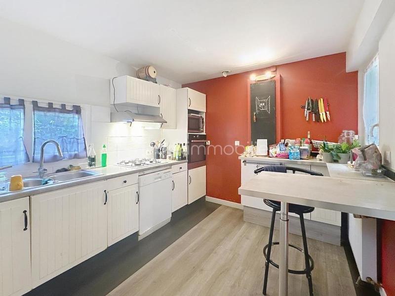 Maison - 105 m² - 6 pièces