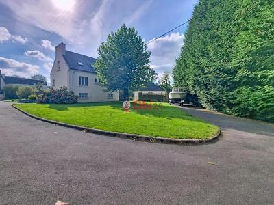 Maison - 157 m² - 8 pièces