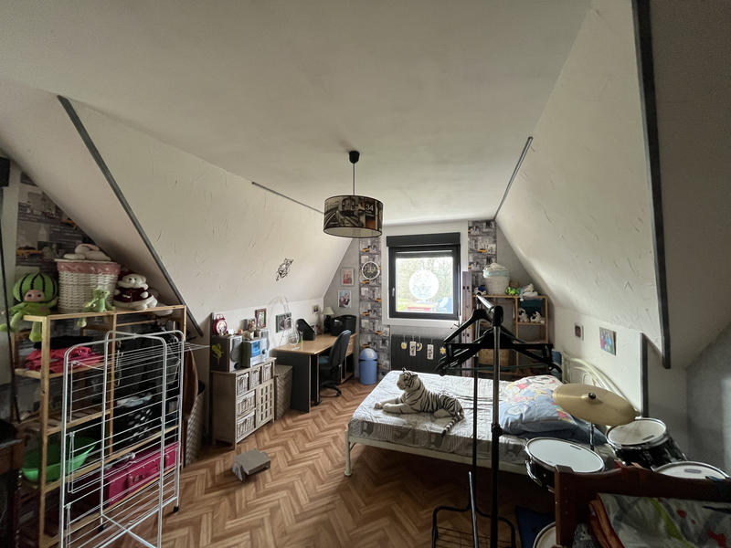 Maison - 155 m² - 9 pièces