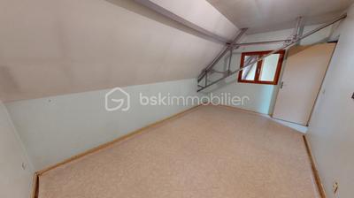 Immeuble - 115 m² - 5 pièces