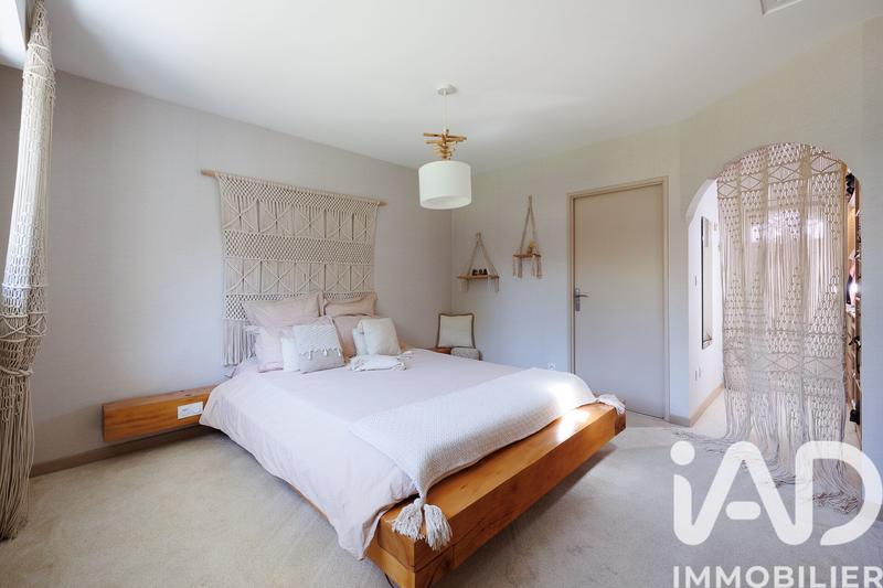 Maison - 185 m² - 4 pièces