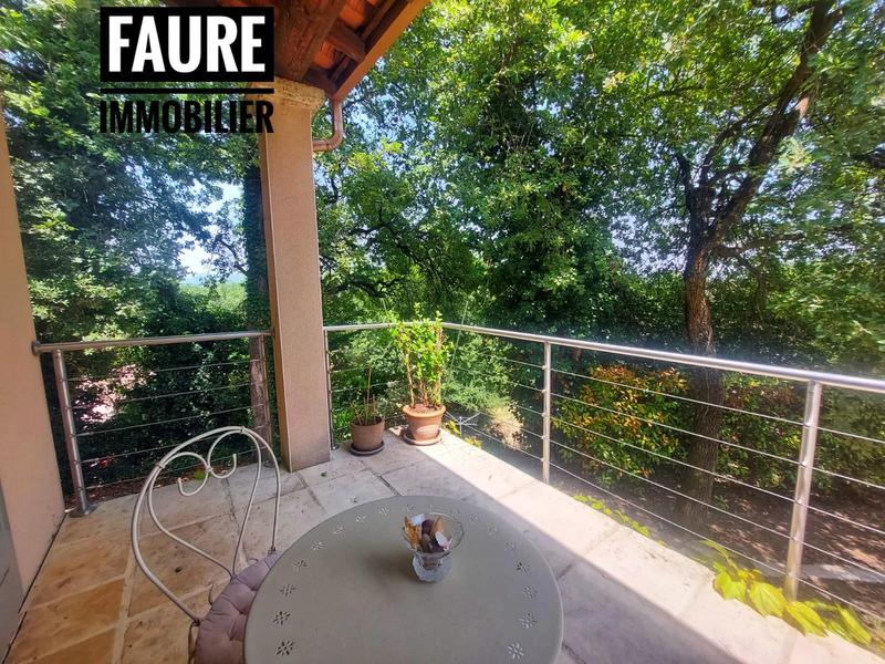 Villa - 152 m² - 8 pièces