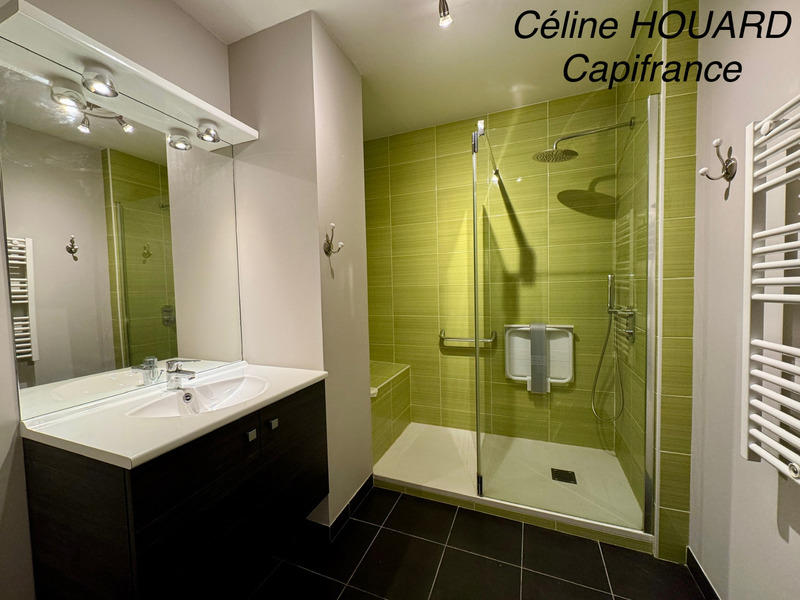 Appartement - 70 m² - 3 pièces