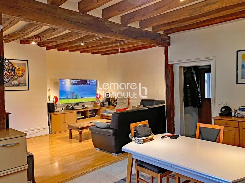 Appartement - 94 m² - 6 pièces