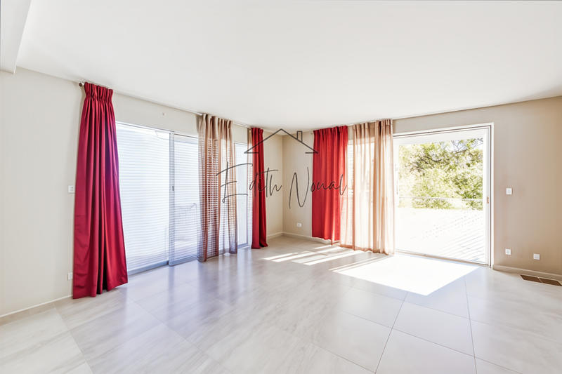 Villa - 137 m² - 5 pièces