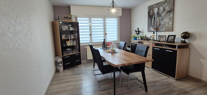 Maison - 92 m² - 4 pièces