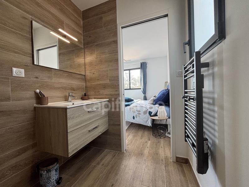 Maison - 200 m² - 6 pièces