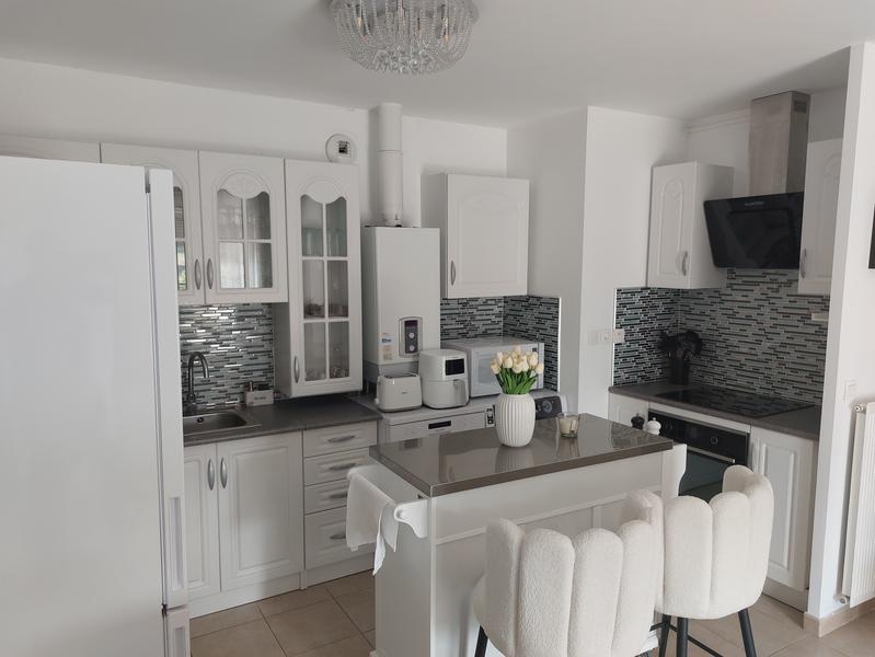 Appartement - 81 m² - 4 pièces