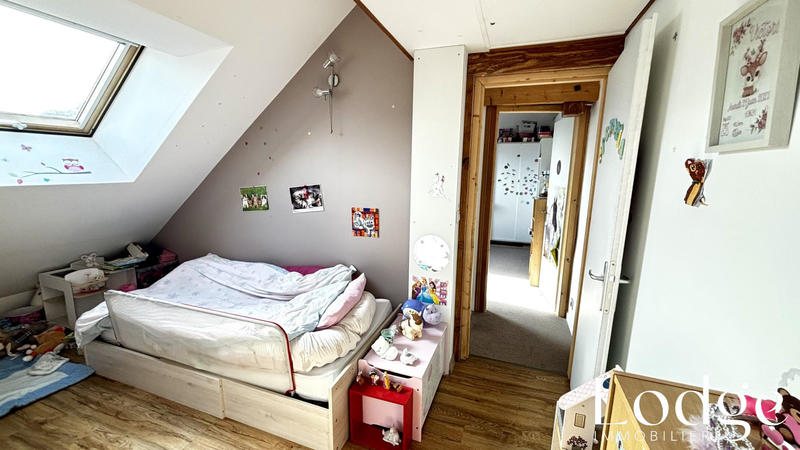 Appartement - 98 m² - 5 pièces