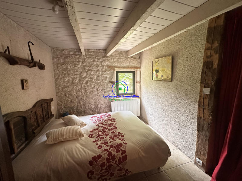 Maison - 228 m² - 8 pièces