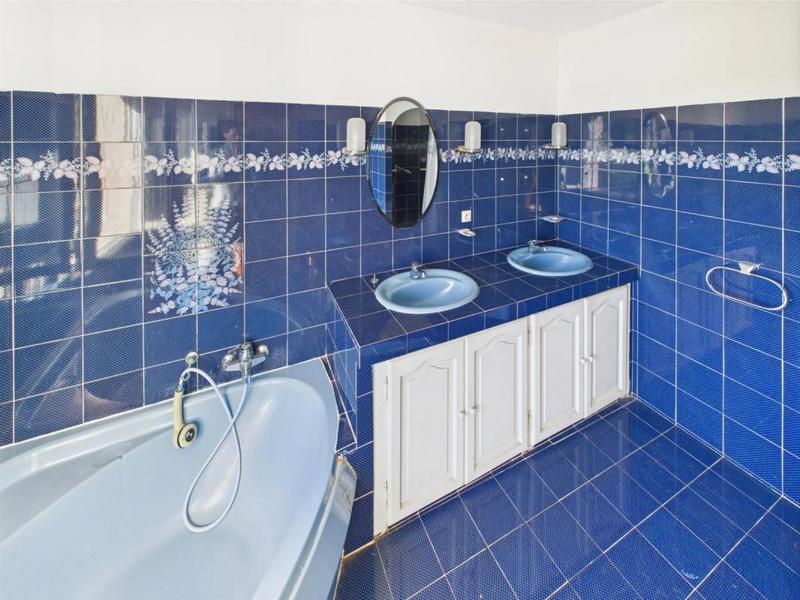 Propriété - 163 m² - 5 pièces