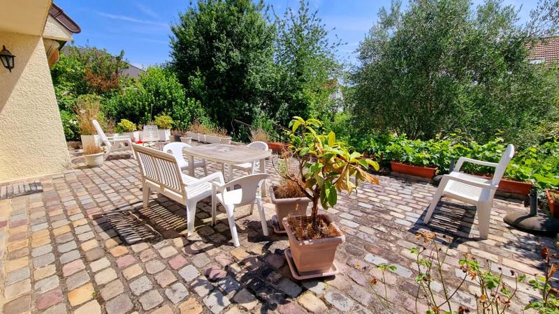 Maison - 147 m² - 6 pièces