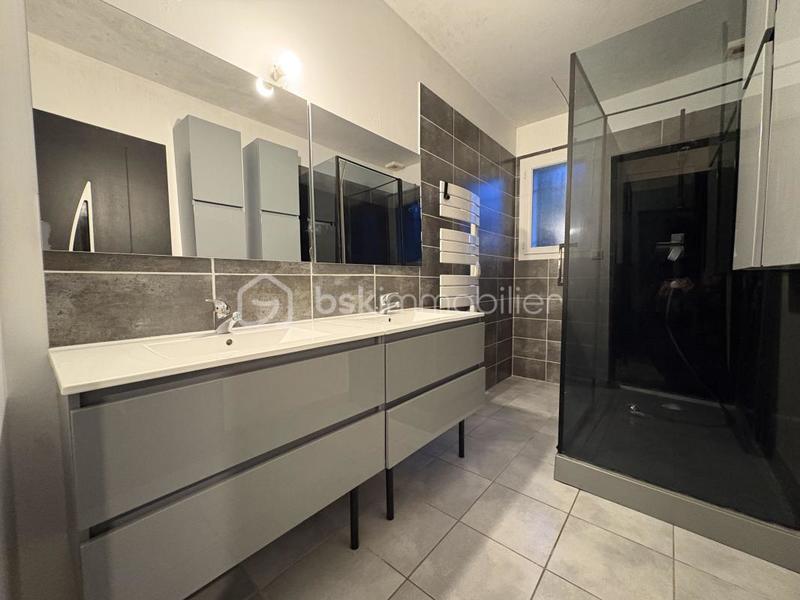 Maison de village - 105 m² - 6 pièces