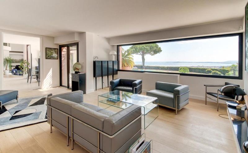 Demeure - 465 m² - 9 pièces