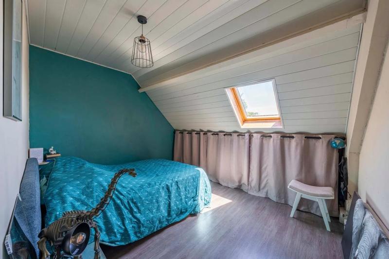 Maison - 239 m² - 12 pièces