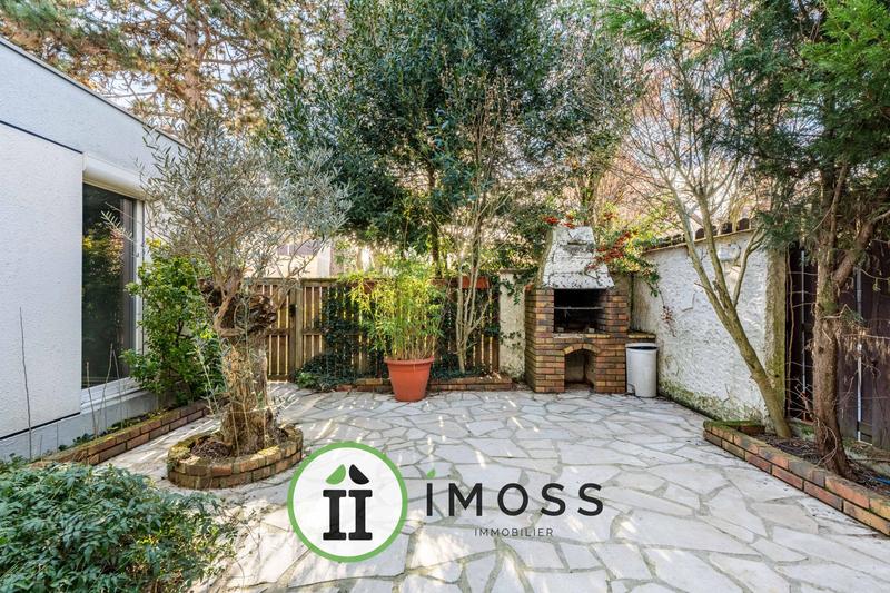 Appartement - 98 m² - 4 pièces