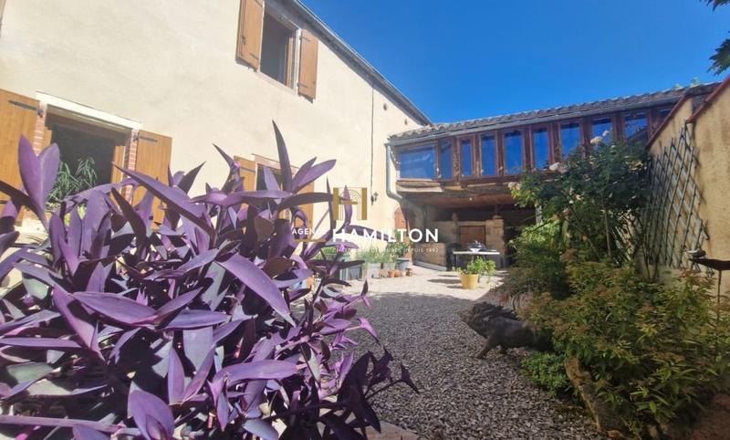 Maison de village - 230 m² - 6 pièces