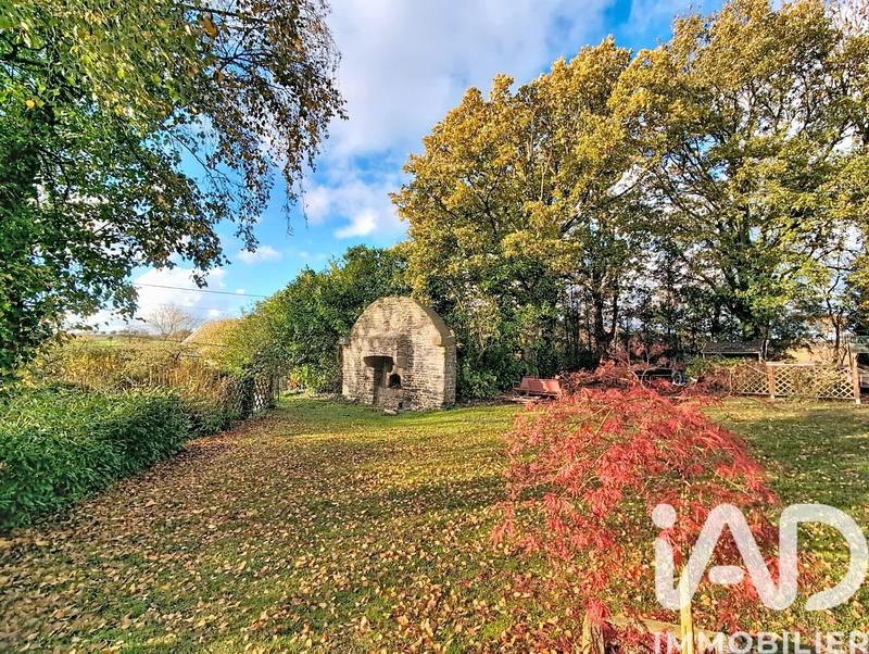 Maison - 374 m² - 17 pièces