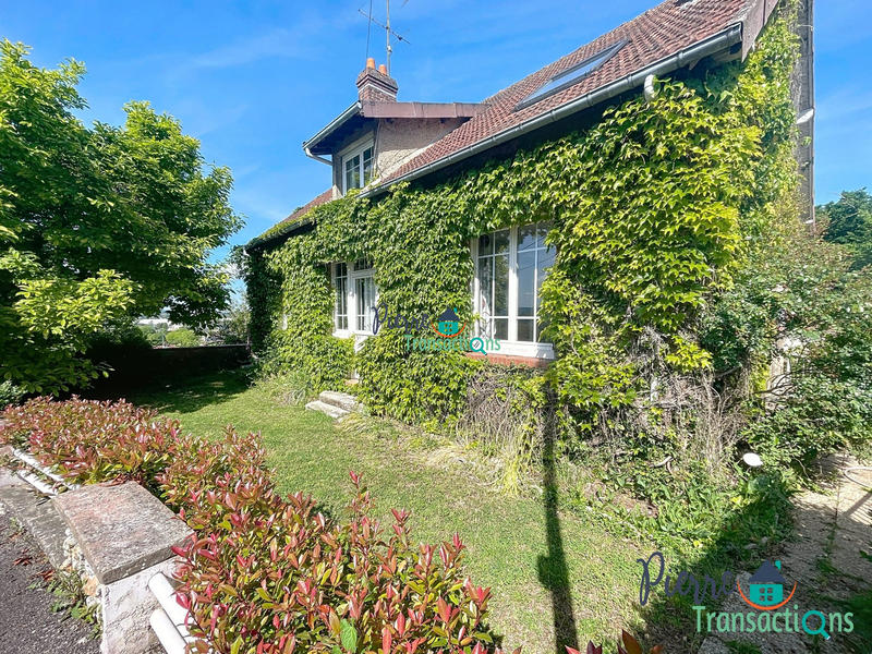 Maison - 120 m² - 3 pièces