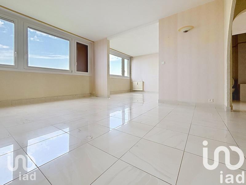 Appartement - 100 m² - 5 pièces