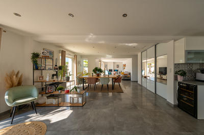 Villa - 186 m² - 6 pièces