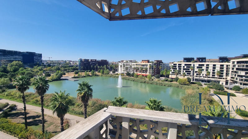 Appartement - 105 m² - 4 pièces