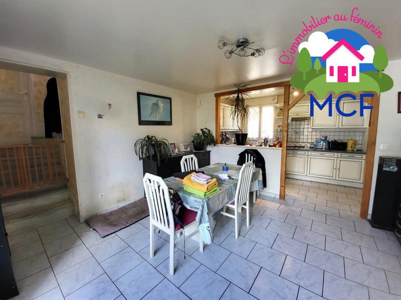 Maison ancienne - 216 m² - 8 pièces