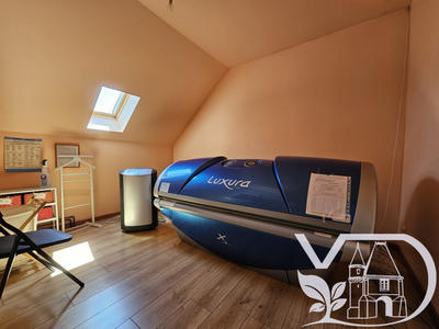 Magasins - 80 m² - 4 pièces