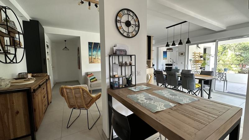 Appartement sur toit - 92 m² - 4 pièces