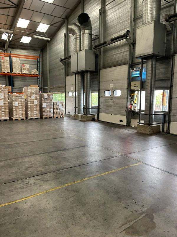 Local d'activités - 9 000 m²
