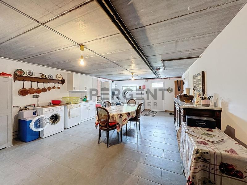 Maison - 194 m² - 7 pièces