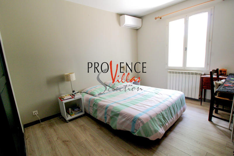 Maison - 93 m² - 5 pièces