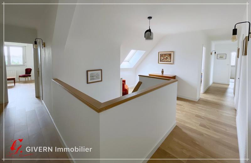 Maison ancienne - 229 m² - 10 pièces