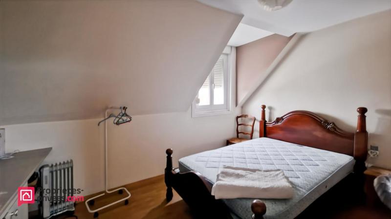 Maison - 157 m² - 10 pièces